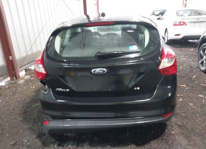 Photo 16 of 2014 Ford Focus SE (VIN 1FADP3K27EL458448)