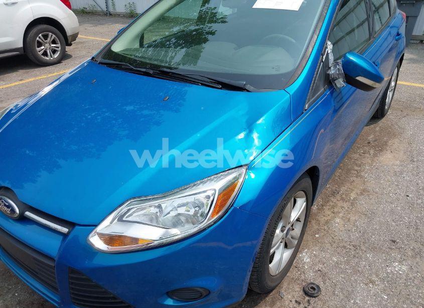 Photo 6 of 2014 Ford Focus SE (VIN 1FADP3K27EL459969)