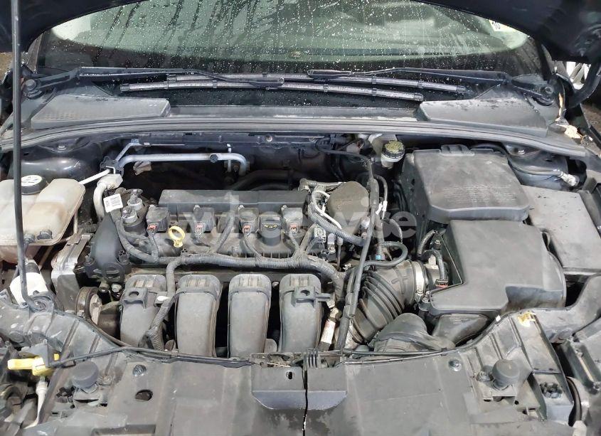 Photo 10 of 2015 Ford Focus SE (VIN 1FADP3K27FL204093)