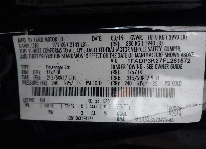 Photo 9 of 2015 Ford Focus SE (VIN 1FADP3K27FL261572)