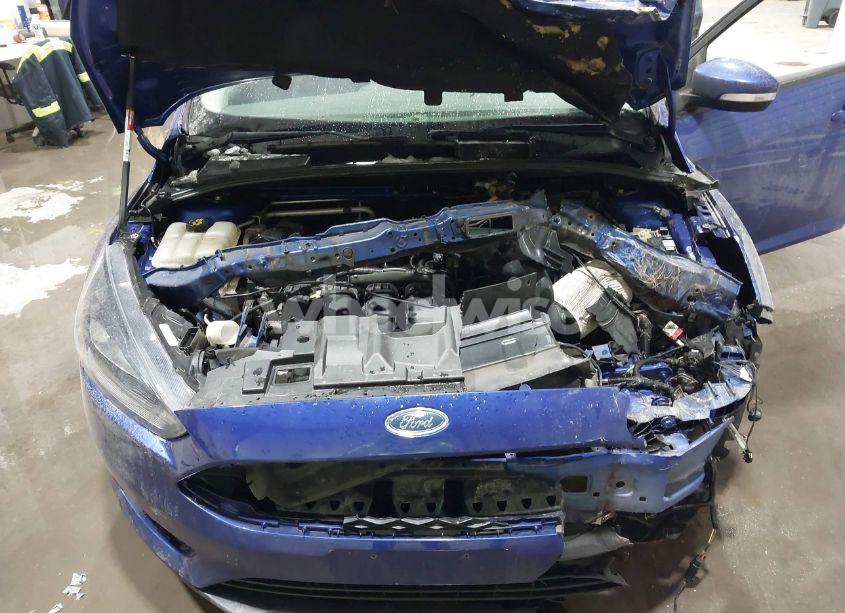 Photo 10 of 2015 Ford Focus SE (VIN 1FADP3K27FL303951)