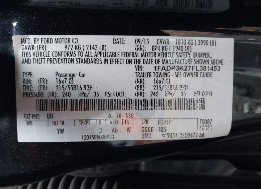 Photo 9 of 2015 Ford Focus SE (VIN 1FADP3K27FL381453)