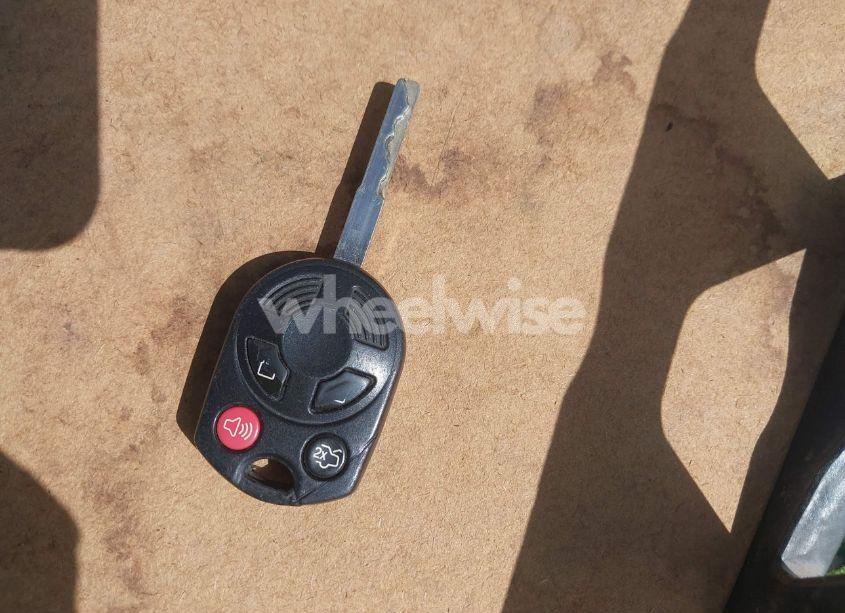 Photo 11 of 2016 Ford Focus SE (VIN 1FADP3K27GL213748)