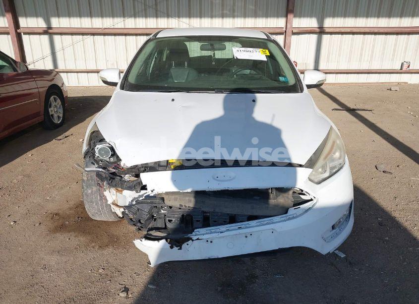 Photo 12 of 2016 Ford Focus SE (VIN 1FADP3K27GL222353)