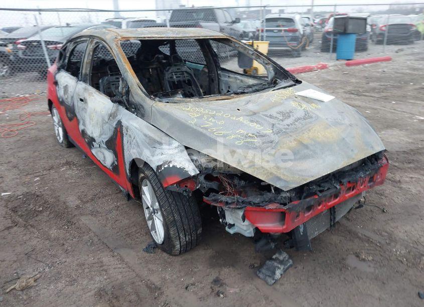 Photo 6 of 2016 Ford Focus SE (VIN 1FADP3K27GL276686)