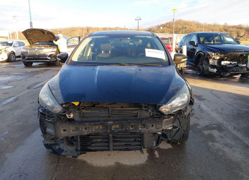 Photo 12 of 2016 Ford Focus SE (VIN 1FADP3K27GL298767)