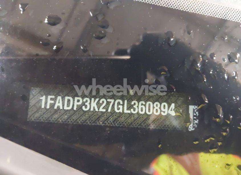 Photo 17 of 2016 Ford Focus SE (VIN 1FADP3K27GL360894)