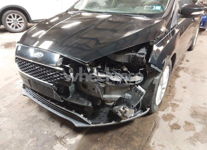 Photo 6 of 2016 Ford Focus SE (VIN 1FADP3K27GL360894)