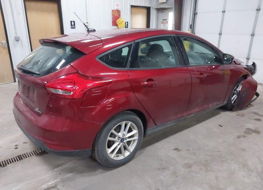 Photo 4 of 2016 Ford Focus SE (VIN 1FADP3K27GL383625)