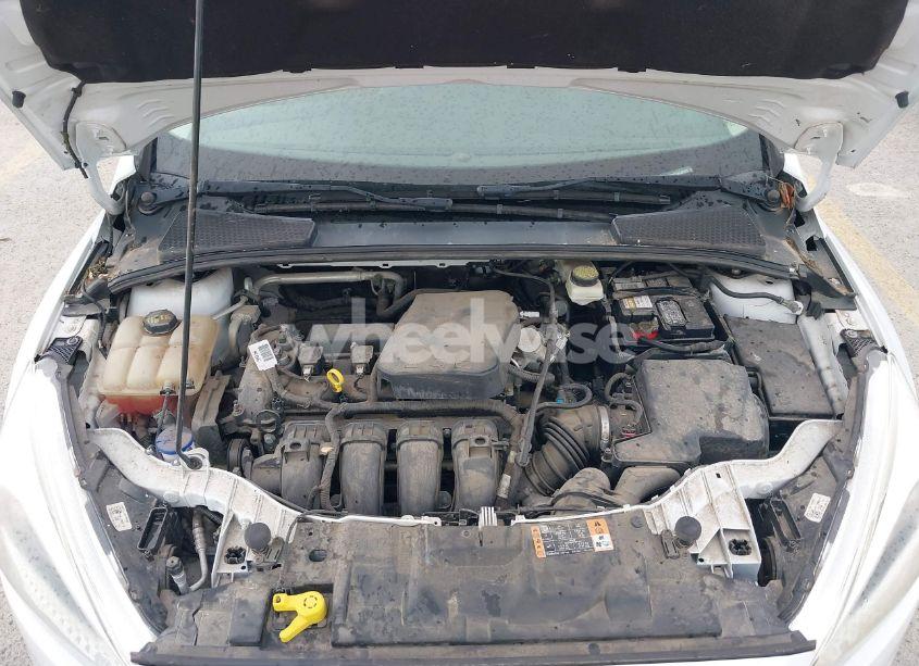 Photo 10 of 2017 Ford Focus SE (VIN 1FADP3K27HL225478)