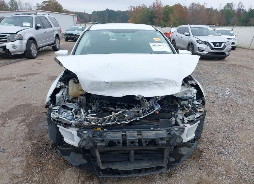 Photo 13 of 2017 Ford Focus SE (VIN 1FADP3K27HL271568)