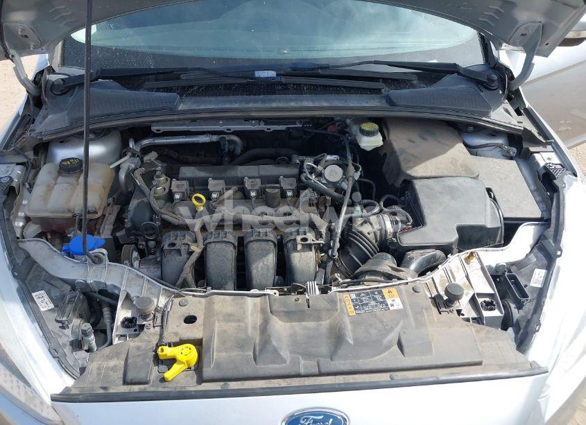 Photo 10 of 2017 Ford Focus SE (VIN 1FADP3K27HL299855)