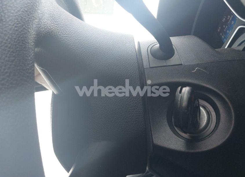 Photo 11 of 2018 Ford Focus SE (VIN 1FADP3K27JL218441)
