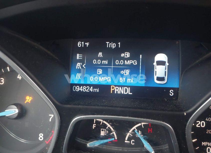 Photo 15 of 2018 Ford Focus SE (VIN 1FADP3K27JL218441)