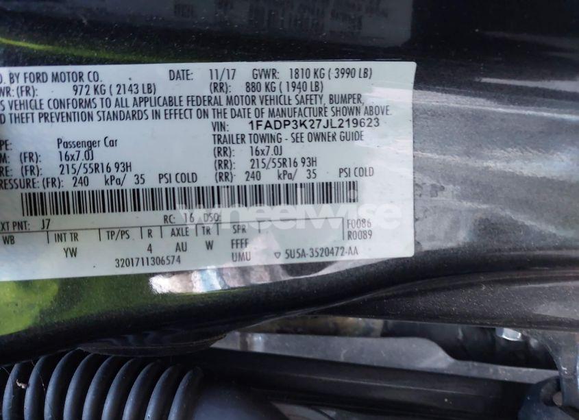 Photo 9 of 2018 Ford Focus SE (VIN 1FADP3K27JL219623)