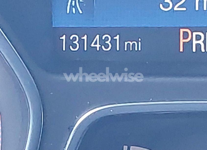 Photo 15 of 2018 Ford Focus SE (VIN 1FADP3K27JL238561)