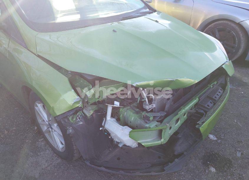 Photo 6 of 2018 Ford Focus SE (VIN 1FADP3K27JL238561)