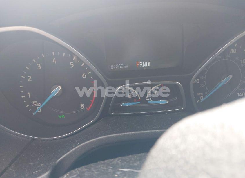 Photo 7 of 2018 Ford Focus SE (VIN 1FADP3K27JL316076)