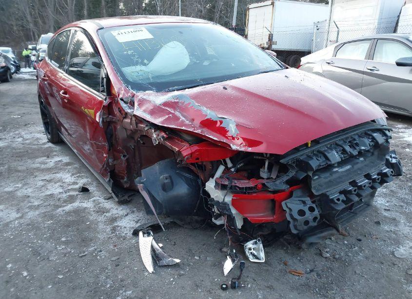 Photo 6 of 2018 Ford Focus SE (VIN 1FADP3K27JL316739)