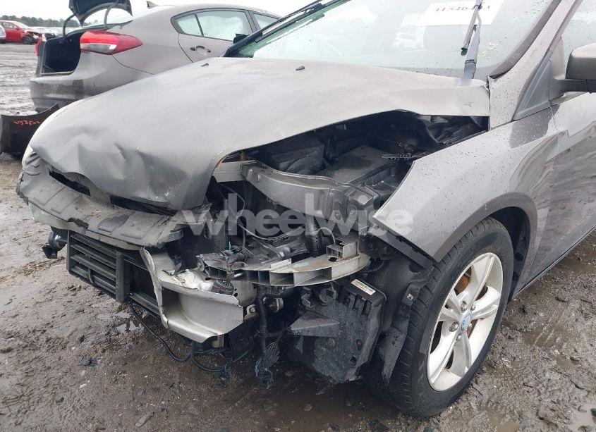 Photo 6 of 2013 Ford Focus SE (VIN 1FADP3K28DL121205)