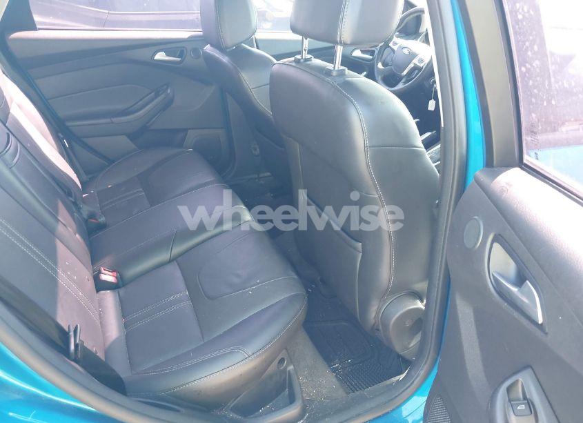 Photo 8 of 2013 Ford Focus SE (VIN 1FADP3K28DL137761)