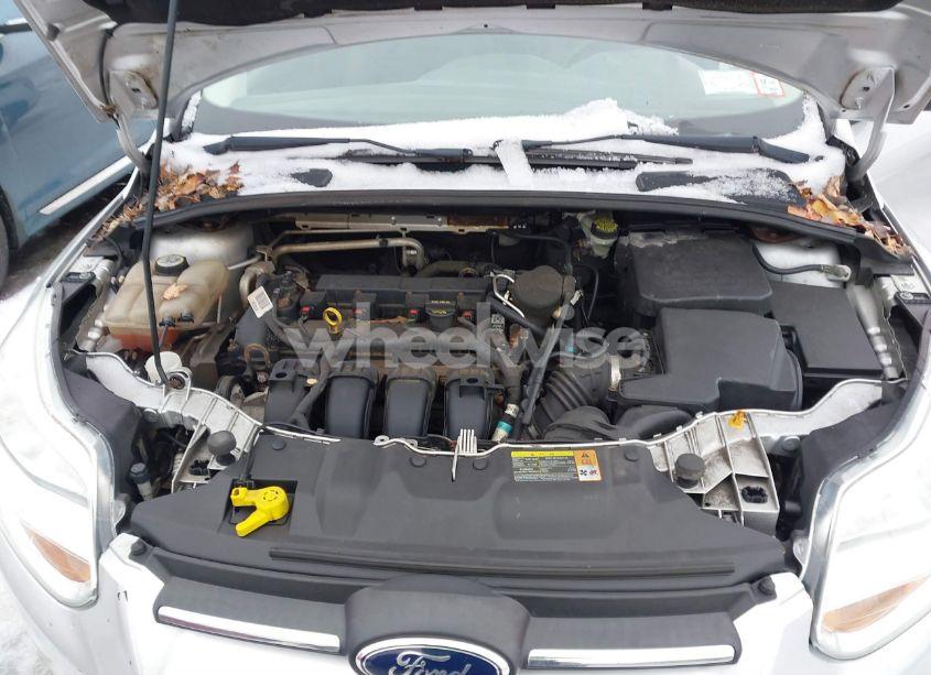 Photo 10 of 2013 Ford Focus SE (VIN 1FADP3K28DL146511)