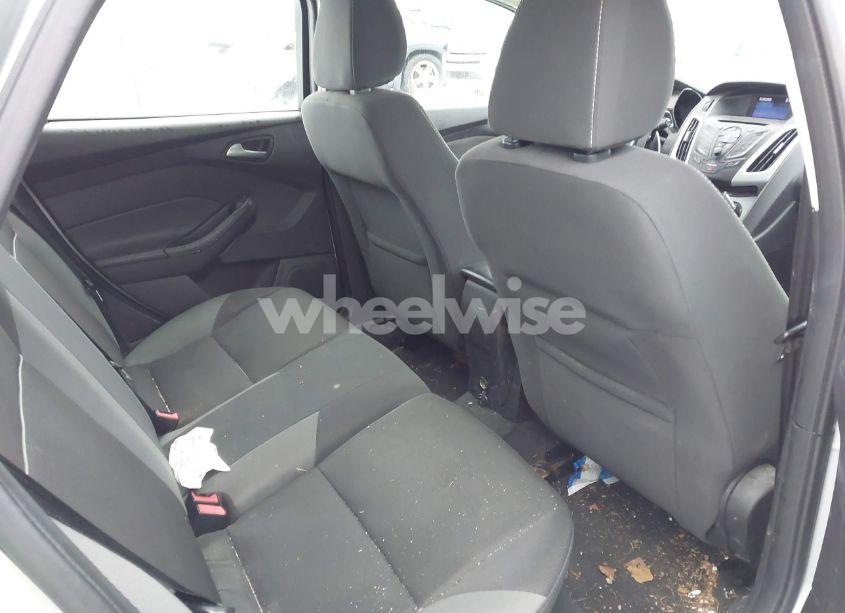 Photo 8 of 2013 Ford Focus SE (VIN 1FADP3K28DL146511)