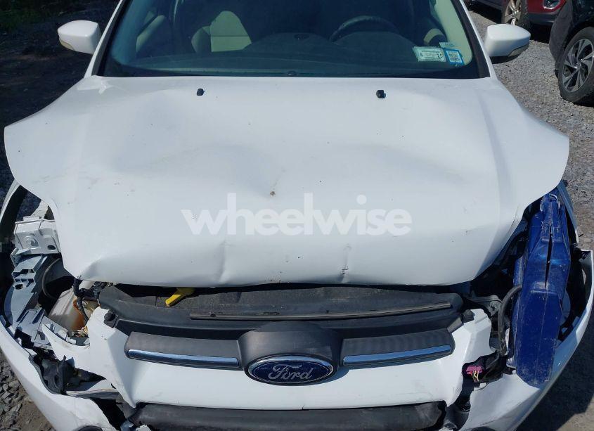 Photo 10 of 2013 Ford Focus SE (VIN 1FADP3K28DL151661)