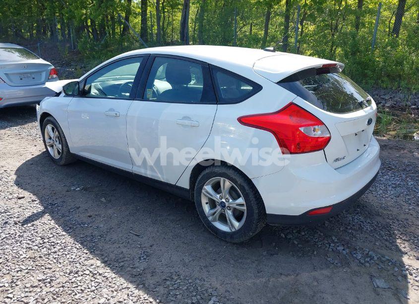 Photo 3 of 2013 Ford Focus SE (VIN 1FADP3K28DL151661)