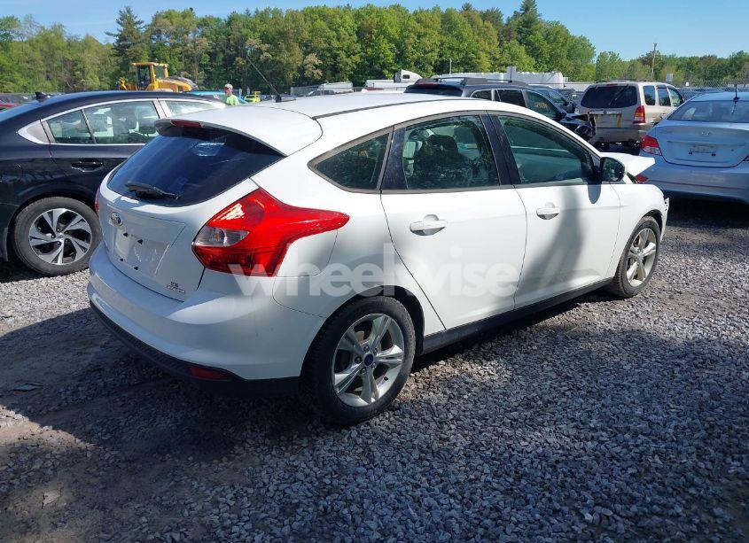 Photo 4 of 2013 Ford Focus SE (VIN 1FADP3K28DL151661)