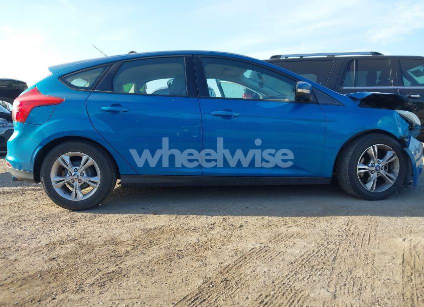 Photo 13 of 2013 Ford Focus SE (VIN 1FADP3K28DL254241)