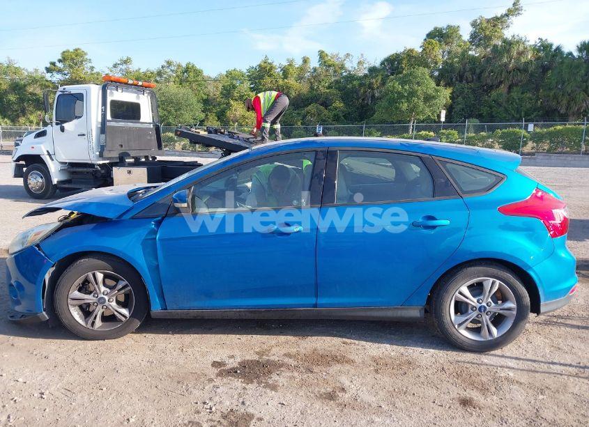 Photo 14 of 2013 Ford Focus SE (VIN 1FADP3K28DL254241)