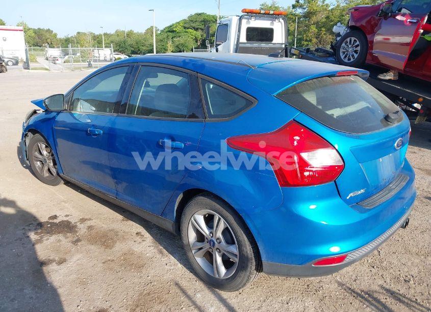 Photo 3 of 2013 Ford Focus SE (VIN 1FADP3K28DL254241)