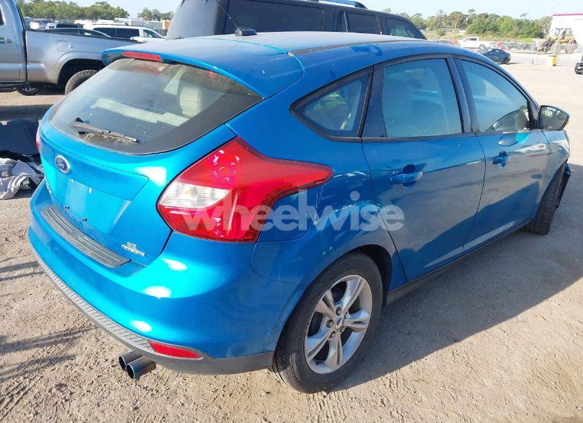 Photo 4 of 2013 Ford Focus SE (VIN 1FADP3K28DL254241)