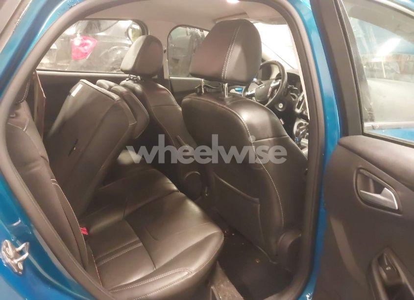 Photo 8 of 2013 Ford Focus SE (VIN 1FADP3K28DL289619)