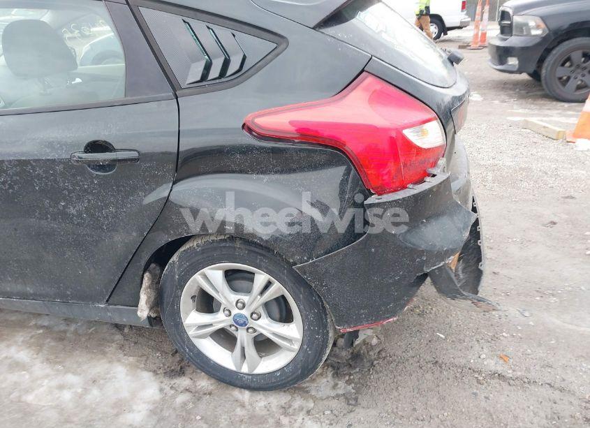 Photo 12 of 2013 Ford Focus SE (VIN 1FADP3K28DL355361)
