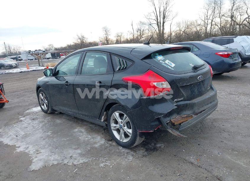 Photo 3 of 2013 Ford Focus SE (VIN 1FADP3K28DL355361)