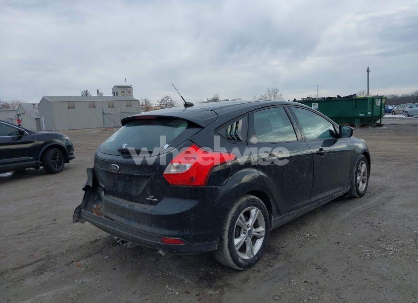 Photo 4 of 2013 Ford Focus SE (VIN 1FADP3K28DL355361)