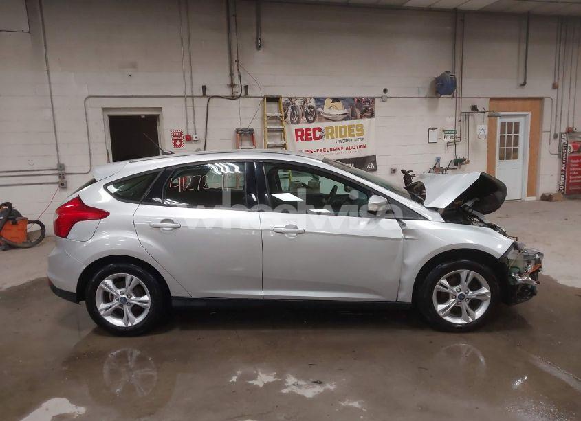Photo 14 of 2013 Ford Focus SE (VIN 1FADP3K28DL367770)