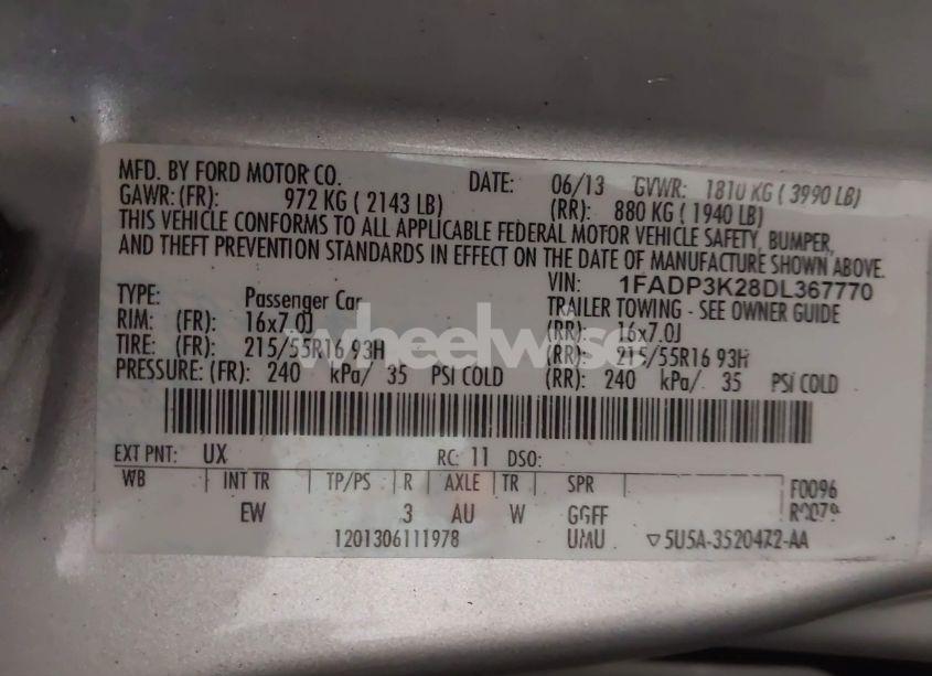 Photo 9 of 2013 Ford Focus SE (VIN 1FADP3K28DL367770)