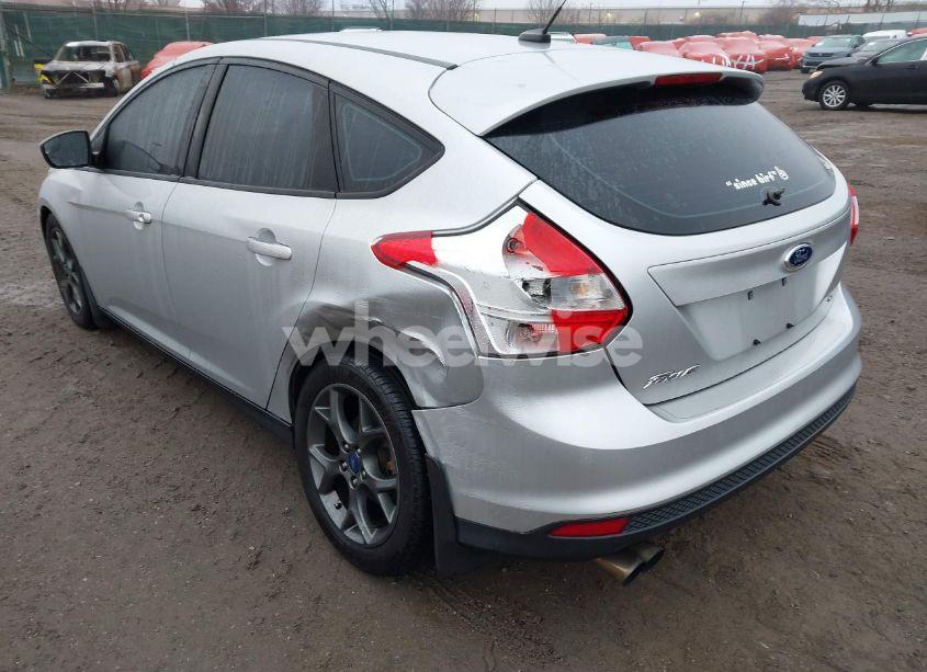 Photo 6 of 2014 Ford Focus SE (VIN 1FADP3K28EL102266)