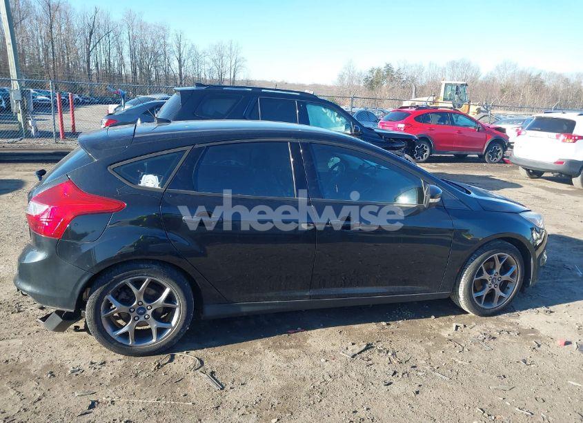 Photo 13 of 2014 Ford Focus SE (VIN 1FADP3K28EL119763)