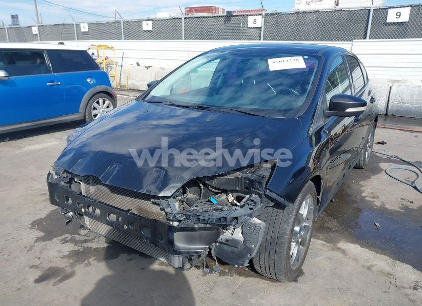 Photo 6 of 2014 Ford Focus SE (VIN 1FADP3K28EL138992)