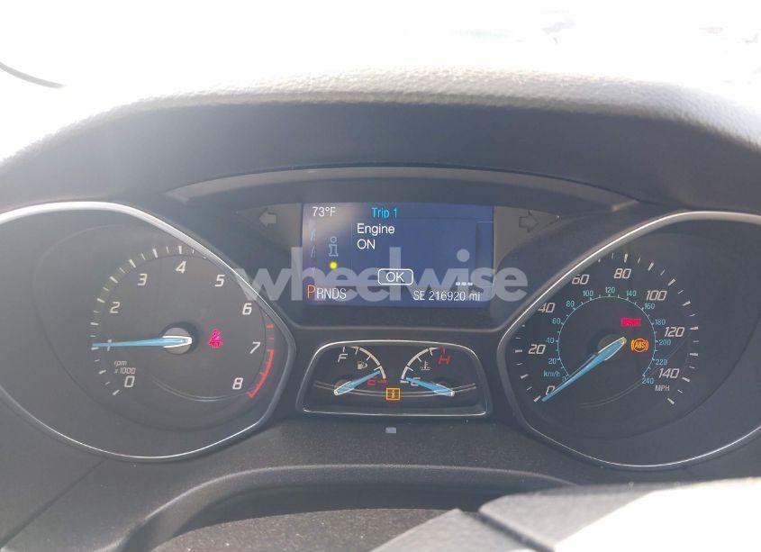 Photo 7 of 2014 Ford Focus SE (VIN 1FADP3K28EL138992)