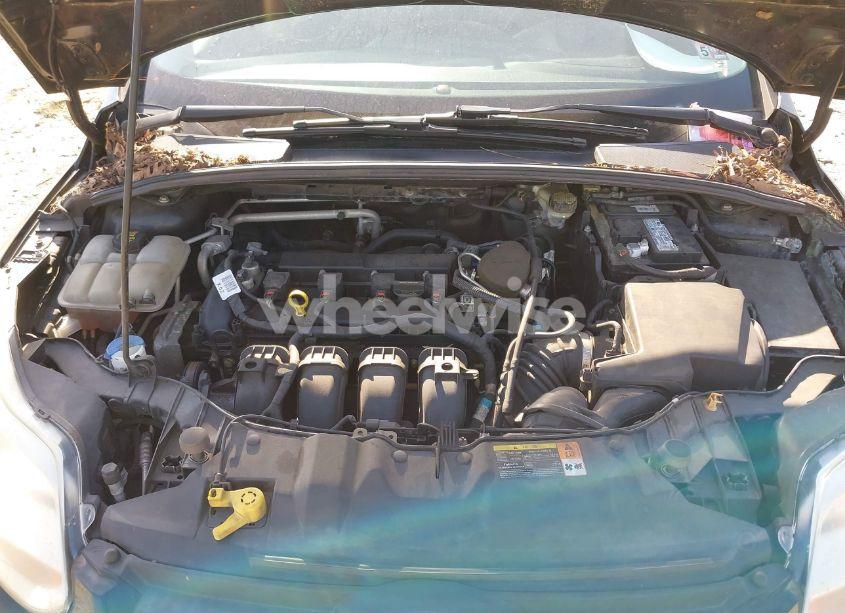 Photo 10 of 2014 Ford Focus SE (VIN 1FADP3K28EL145778)