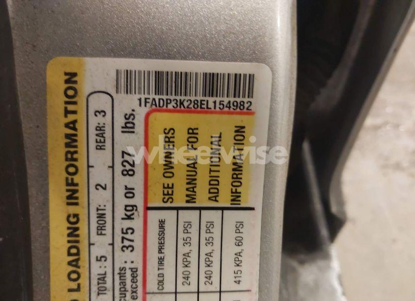 Photo 9 of 2014 Ford Focus SE (VIN 1FADP3K28EL154982)