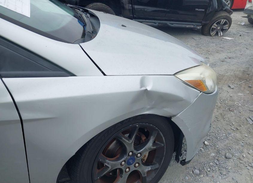 Photo 6 of 2014 Ford Focus SE (VIN 1FADP3K28EL180286)