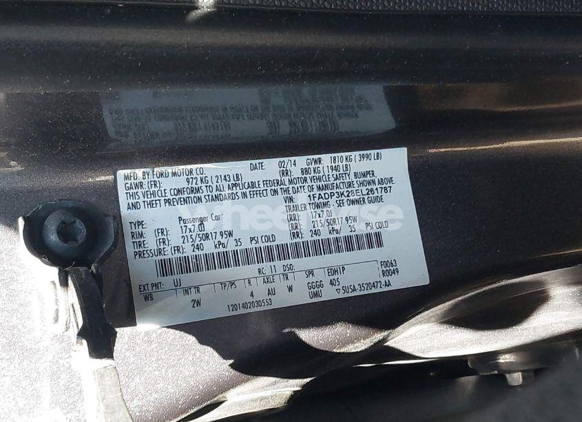 Photo 9 of 2014 Ford Focus SE (VIN 1FADP3K28EL261787)