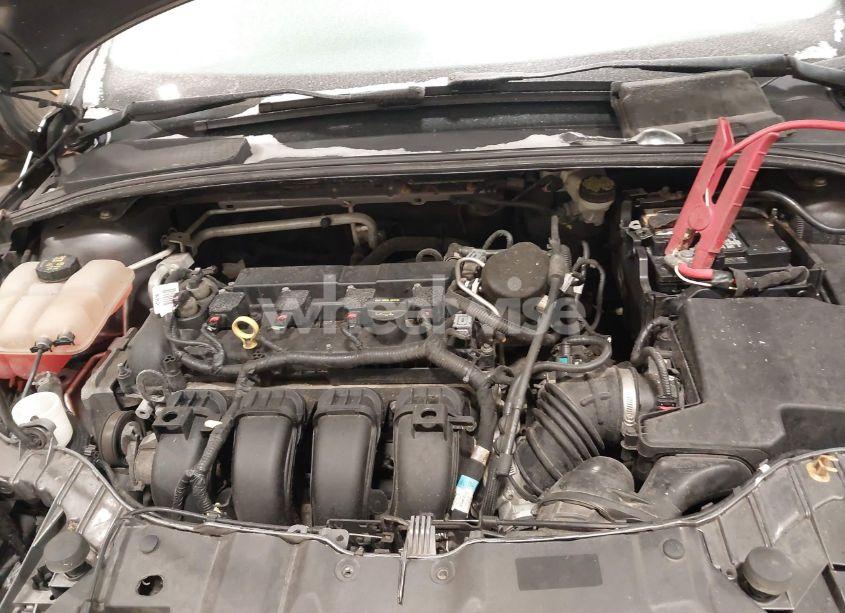 Photo 10 of 2014 Ford Focus SE (VIN 1FADP3K28EL263507)