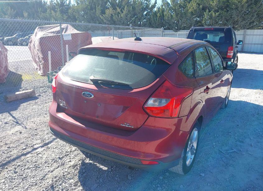 Photo 4 of 2014 Ford Focus SE (VIN 1FADP3K28EL278654)